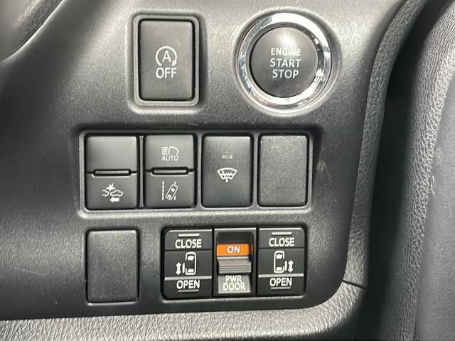 トヨタ ヴォクシー ZS 煌Ⅲ 長野県 2020(令2)年 7.3万km イナズマスパーキングブラックガラスフレーク ４WD/純正メモリナビ/フルセグ/BT/DVD/CD/両側パワースライドドア/ビルトインETC/ワイパーデアイサー/ハーフレザーシート/レーンアシスト /LEDヘッドライト/電動格納ミラー/アイドリングストップ/保証書