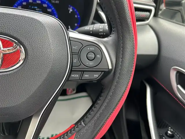 トヨタ カローラ スポーツ G Z 和歌山県 2019(平31)年 3.4万km ホワイトパールクリスタルシャイン 純正ナビ/バックカメラ/ETC/TRDエアロ/レーダークルーズ/レーントレーシングアシスト/プリクラッシュセーフティ/オートハイビーム/スマートキー×２/ブレーキホールド/革調シートカバー/革巻きステアリング/電動格納ミラー/純正フロアマット/取扱説明書/保証書