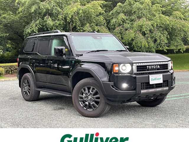 トヨタ ランドクルーザー ２５０ VX 静岡県 2024(令6)年 0.1万km ブラック 1オーナー/トヨタセーフティセンス/純正12.3型メーカーナビ/・フルセグTV/BTオーディオ/USB/Apple Car Play/全方位カメラ/ビルトインETC/サンルーフ/デジタルルームミラー/本革シート/シートヒーターD/N/シートクーラーD/N/パワーシート/BSM/ハンドルヒーター/電動リアゲート/ルーフレール/LEDヘッドランプ/・フォグランプ/純正フロアマット/ドアバイザー/スマートキー/スペアキー/保証書/取扱説明書/純正18アルミホイール