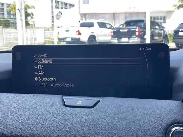 マツダ ＣＸ－６０ XD Lパッケージ 山口県 2023(令5)年 2.2万km ロジウムホワイトプレミアムメタリック マツダコネクト/・AM/FMラジオ/・Bluetooth/・スマートフォン連携【Apple CarPlay/Android Auto】/・フルセグテレビ/・HDMI/アラウンドビューモニター/マツダ・ハーモニック・アコースティックス/ETC/ドライブレコーダー/LEDヘッドランプ/オートライト/オートマチックハイビーム/電動パーキング/オートブレーキホールド/アイドリングストップ/全席シートヒーター/メモリー付パワーシート/100V電源/USB入力端子/電動リアゲート/20インチ純正アルミホイール/社外フロアマット/スマートキー【スペアキー有】/プッシュアップスタート/スマートブレーキサポート/レーンアシスト/追従有クルーズコントロール/横滑り防止装置/盗難防止装置/取扱説明書/保証書/記録簿/ワンオーナー