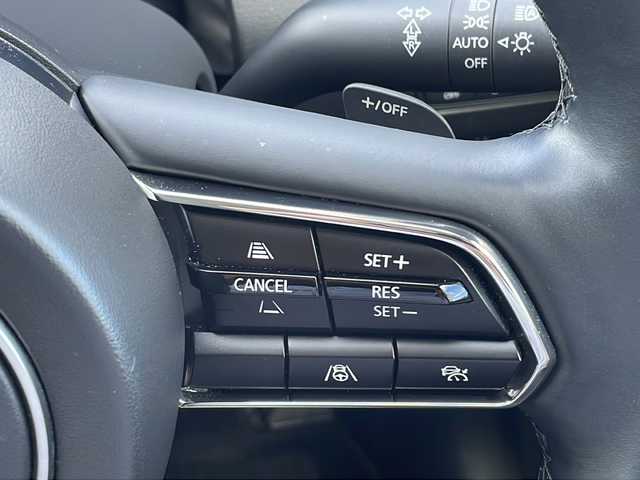 マツダ ＣＸ－６０ XD Lパッケージ 山口県 2023(令5)年 2.2万km ロジウムホワイトプレミアムメタリック マツダコネクト/・AM/FMラジオ/・Bluetooth/・スマートフォン連携【Apple CarPlay/Android Auto】/・フルセグテレビ/・HDMI/アラウンドビューモニター/マツダ・ハーモニック・アコースティックス/ETC/ドライブレコーダー/LEDヘッドランプ/オートライト/オートマチックハイビーム/電動パーキング/オートブレーキホールド/アイドリングストップ/全席シートヒーター/メモリー付パワーシート/100V電源/USB入力端子/電動リアゲート/20インチ純正アルミホイール/社外フロアマット/スマートキー【スペアキー有】/プッシュアップスタート/スマートブレーキサポート/レーンアシスト/追従有クルーズコントロール/横滑り防止装置/盗難防止装置/取扱説明書/保証書/記録簿/ワンオーナー