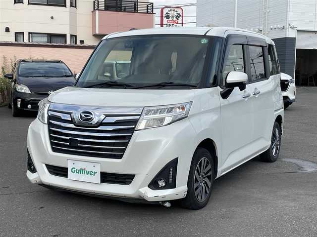 ダイハツ トール カスタムG 道央・札幌 2017(平29)年 5.7万km パールホワイトⅢ 登録時走行距離56785km/　4　W　D　/寒冷地仕様/純正SDナビ(CD/DVD/SD)/フルセグテレビ/アイドリングストップ/クルーズコントロール（追従走行なし）/ドアバイザー/プッシュスタート/両側パワースライドドア/ドライブレコーダー（前後）/横滑り防止装置/盗難防止装置/フォグランプ/フロントデアイサースイッチ/ステアリングスイッチ/革巻きステアリング/電動格納ミラー