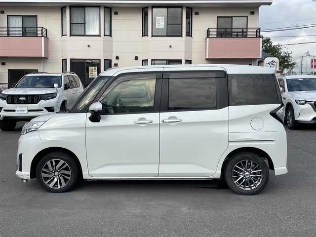ダイハツ トール カスタムG 道央・札幌 2017(平29)年 5.7万km パールホワイトⅢ 登録時走行距離56785km/　4　W　D　/寒冷地仕様/純正SDナビ(CD/DVD/SD)/フルセグテレビ/アイドリングストップ/クルーズコントロール（追従走行なし）/ドアバイザー/プッシュスタート/両側パワースライドドア/ドライブレコーダー（前後）/横滑り防止装置/盗難防止装置/フォグランプ/フロントデアイサースイッチ/ステアリングスイッチ/革巻きステアリング/電動格納ミラー
