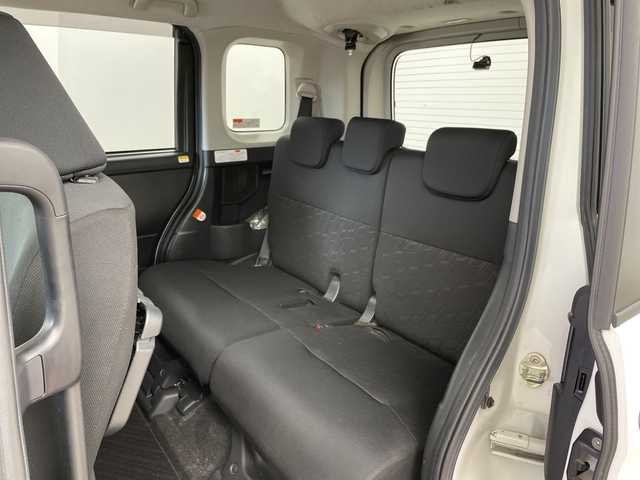 ダイハツ トール カスタムG 道央・札幌 2017(平29)年 5.7万km パールホワイトⅢ 登録時走行距離56785km/　4　W　D　/寒冷地仕様/純正SDナビ(CD/DVD/SD)/フルセグテレビ/アイドリングストップ/クルーズコントロール（追従走行なし）/ドアバイザー/プッシュスタート/両側パワースライドドア/ドライブレコーダー（前後）/横滑り防止装置/盗難防止装置/フォグランプ/フロントデアイサースイッチ/ステアリングスイッチ/革巻きステアリング/電動格納ミラー