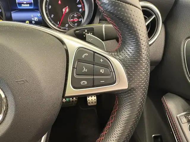 メルセデス・ベンツ ＣＬＡ１８０ AMG スタイル 岡山県 2018(平30)年 2.7万km ポーラホワイト パノラマスライディングルーフ/レーダーセーフティーパッケージ/メルセデスコマンドナビ/Rカメラ/ハーフレザーシート/LEDインテリジェントライトシステム/オートライト/オートワイパー/アンビエントライト/ロケイターライティング/ダイナミックセｔレクト/フルセグＴＶ/Bluetooth/アップルカープレイ/キーレスゴー