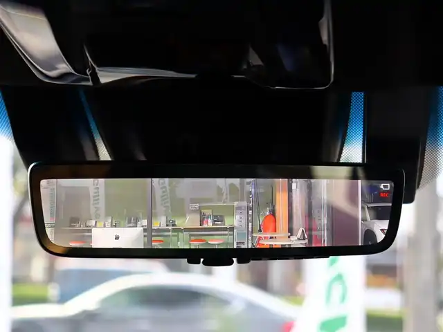 トヨタ ハリアー ハイブリッド Z レザーパッケージ 福島県 2022(令4)年 2.7万km プレシャスブラックパール  純正ディスプレイオーディオ/　    (ナビ・フルセグTV・BT)/ JBLサウンドシステム/ ドライブレコーダー/ 全 方 位 カ メ ラ/ デジタルインナーミラー/ 2.0 E T C/ 黒 革 シ ー ト/ 前左右シートヒーター/エアシート/ 前左右パワーシート/ パワーバックドア/ レーダークルーズコントロール/ トヨタセーフティ/ 寒 冷 地 仕 様/ 純正１９インチアルミホイル/ 純正LEDヘッドライト/ 純正フォグランプ/ 新 車 保 証 書/ 取 扱 説 明 書/ R7車検時記録簿有