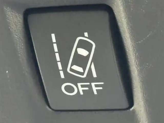 スバル ＷＲＸ Ｓ４ 2．0GT‐S アイサイト 福岡県 2014(平26)年 9.6万km クリスタルホワイトP 社外ナビ／フルセグＴＶ／ＢＴ　/ＥＴＣ　/バックカメラ　/レーダークルーズコントロール　/衝突被害軽減システム　/レーンキープ　/ダウンヒルアシスト　/横滑り防止　/パドルシフト/シートヒーター　/パワーシート　/純正１８インチＡＷ/純正フロアマット