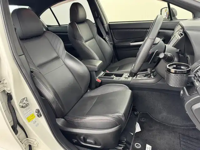 スバル ＷＲＸ Ｓ４ 2．0GT‐S アイサイト 福岡県 2014(平26)年 9.6万km クリスタルホワイトP 社外ナビ／フルセグＴＶ／ＢＴ　/ＥＴＣ　/バックカメラ　/レーダークルーズコントロール　/衝突被害軽減システム　/レーンキープ　/ダウンヒルアシスト　/横滑り防止　/パドルシフト/シートヒーター　/パワーシート　/純正１８インチＡＷ/純正フロアマット