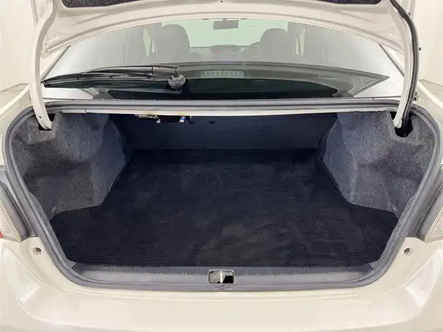 スバル ＷＲＸ Ｓ４ 2．0GT‐S アイサイト 福岡県 2014(平26)年 9.6万km クリスタルホワイトP 社外ナビ／フルセグＴＶ／ＢＴ　/ＥＴＣ　/バックカメラ　/レーダークルーズコントロール　/衝突被害軽減システム　/レーンキープ　/ダウンヒルアシスト　/横滑り防止　/パドルシフト/シートヒーター　/パワーシート　/純正１８インチＡＷ/純正フロアマット