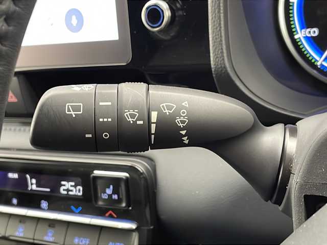 トヨタ ヴォクシー ハイブリッド S－Z 千葉県 2022(令4)年 5.2万km グリッターブラックガラスフレーク パノラミックビューモニター/ブラインドスポットモニター/10.5インチディスプレイナビ/BT/TV/後席14インチフリップダウンモニター/Miracast/HDMI/ステアリングスイッチ/両側パワースライド/100V電源/純正17インチAW/アイドリングストップ/クルーうコントロール/純正ビルトインETC2.0