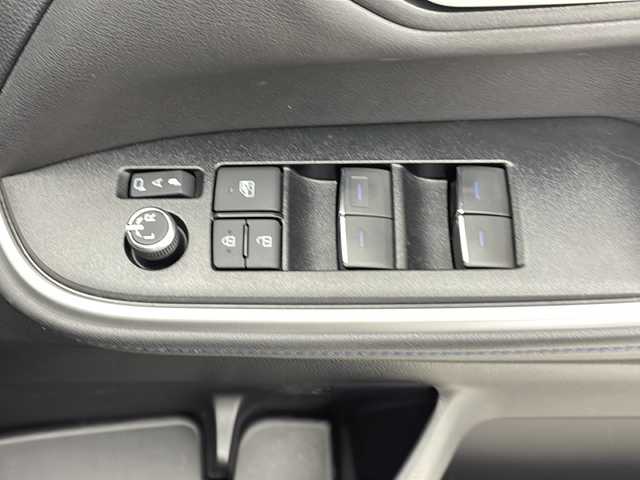 トヨタ ヴォクシー ハイブリッド S－Z 千葉県 2022(令4)年 5.2万km グリッターブラックガラスフレーク パノラミックビューモニター/ブラインドスポットモニター/10.5インチディスプレイナビ/BT/TV/後席14インチフリップダウンモニター/Miracast/HDMI/ステアリングスイッチ/両側パワースライド/100V電源/純正17インチAW/アイドリングストップ/クルーうコントロール/純正ビルトインETC2.0