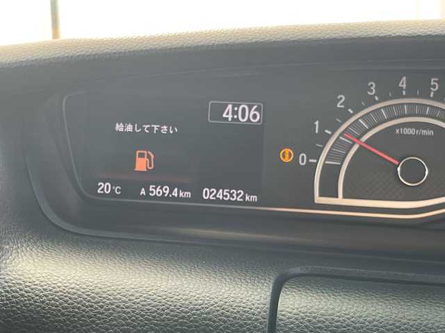 ホンダ Ｎ ＢＯＸ カスタム L 福岡県 2023(令5)年 2.5万km プラチナホワイトパール 9インチカロッツェリアナビ　AVIC-RQ720/【AM/FM/CD/DVD/BT/SD】/バックカメラ/ビルトインETC/リアコーナーセンサー/両側パワースライドドア/前席シートヒーター/レーダークルーズコントロール/アイドリングストップ/LEDヘッドライト/オートライト/衝突軽減ブレーキ/レーンキープアシスト