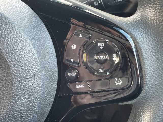 ホンダ Ｎ ＢＯＸ カスタム L 福岡県 2023(令5)年 2.5万km プラチナホワイトパール 9インチカロッツェリアナビ　AVIC-RQ720/【AM/FM/CD/DVD/BT/SD】/バックカメラ/ビルトインETC/リアコーナーセンサー/両側パワースライドドア/前席シートヒーター/レーダークルーズコントロール/アイドリングストップ/LEDヘッドライト/オートライト/衝突軽減ブレーキ/レーンキープアシスト