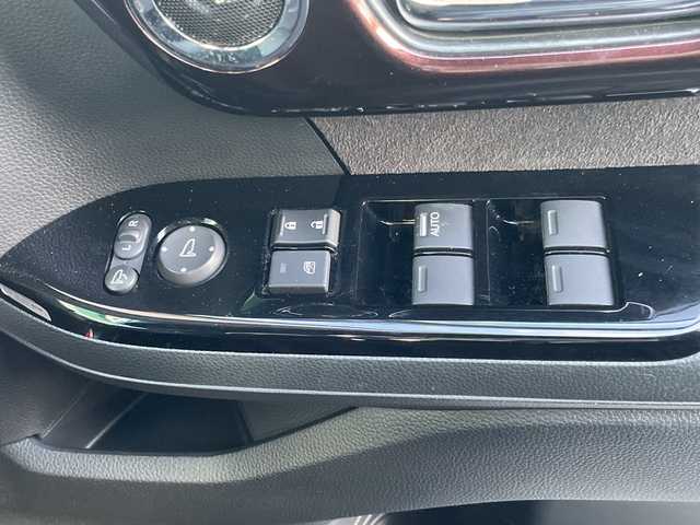 ホンダ Ｎ ＢＯＸ カスタム L 福岡県 2023(令5)年 2.5万km プラチナホワイトパール 9インチカロッツェリアナビ　AVIC-RQ720/【AM/FM/CD/DVD/BT/SD】/バックカメラ/ビルトインETC/リアコーナーセンサー/両側パワースライドドア/前席シートヒーター/レーダークルーズコントロール/アイドリングストップ/LEDヘッドライト/オートライト/衝突軽減ブレーキ/レーンキープアシスト