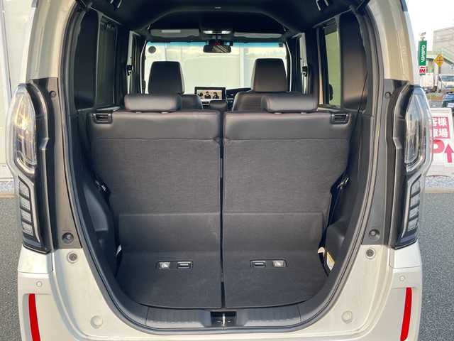 ホンダ Ｎ ＢＯＸ カスタム L 福岡県 2023(令5)年 2.5万km プラチナホワイトパール 9インチカロッツェリアナビ　AVIC-RQ720/【AM/FM/CD/DVD/BT/SD】/バックカメラ/ビルトインETC/リアコーナーセンサー/両側パワースライドドア/前席シートヒーター/レーダークルーズコントロール/アイドリングストップ/LEDヘッドライト/オートライト/衝突軽減ブレーキ/レーンキープアシスト