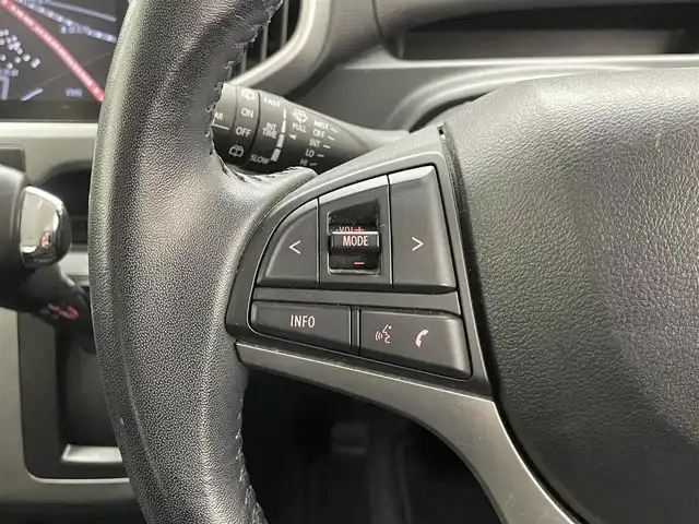 三菱 デリカＤ：２ ハイブリッドSZ ナビパッケージ 愛知県 2018(平30)年 7.9万km ピュアホワイトP 純正ナビ　全方位カメラ　シートヒーター　フルセグＴＶ　ＢＴ　両側パワスラ　ＥＴＣ　デュアルカメラブレーキ　衝突軽減　車線逸脱　クルーズコントロール　ＨＩＤオートライト　フォグランプ　純正フロアマット