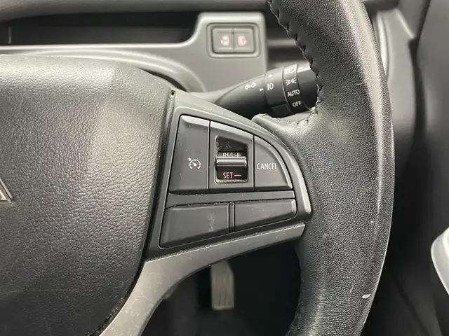 三菱 デリカＤ：２ ハイブリッドSZ ナビパッケージ 愛知県 2018(平30)年 7.9万km ピュアホワイトP 純正ナビ　全方位カメラ　シートヒーター　フルセグＴＶ　ＢＴ　両側パワスラ　ＥＴＣ　デュアルカメラブレーキ　衝突軽減　車線逸脱　クルーズコントロール　ＨＩＤオートライト　フォグランプ　純正フロアマット