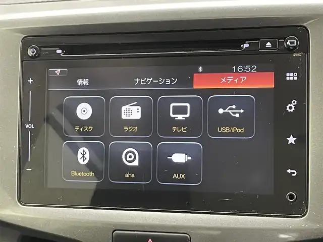 三菱 デリカＤ：２ ハイブリッドSZ ナビパッケージ 愛知県 2018(平30)年 7.9万km ピュアホワイトP 純正ナビ　全方位カメラ　シートヒーター　フルセグＴＶ　ＢＴ　両側パワスラ　ＥＴＣ　デュアルカメラブレーキ　衝突軽減　車線逸脱　クルーズコントロール　ＨＩＤオートライト　フォグランプ　純正フロアマット