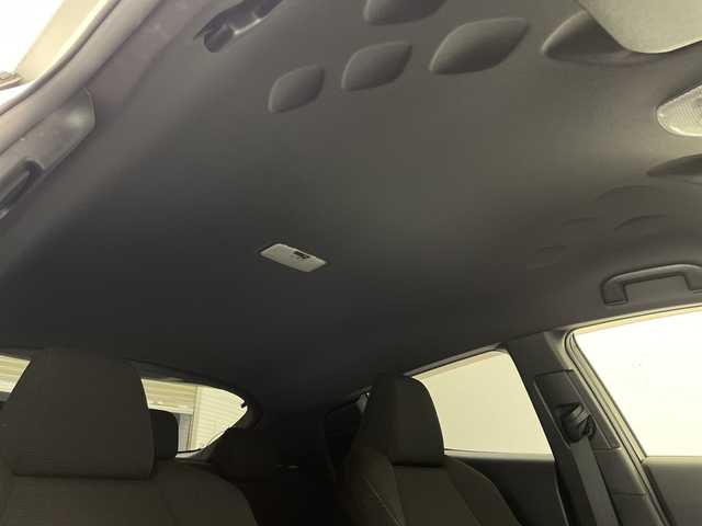 トヨタ Ｃ－ＨＲ S LEDパッケージ 宮崎県 2018(平30)年 4.4万km ホワイトパールクリスタルシャイン ワンオーナー/モデリスタエアロ/純正9インチメモリーナビ/　CD DVD BTオーディオ フルセグTV/バックカメラ/プリクラッシュセーフティ/レーンディパーチャーアラート/アダクティブクルーズコントロール/電子オートブレーキホールド/純正ドライブレコーダー/ステアリングリモコン/革巻きステアリング/オートLEDヘッドライト/ビルトインETC/純正フロアマット