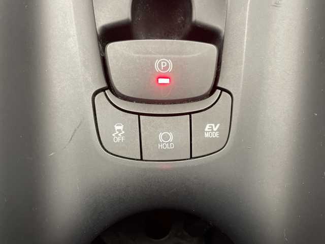 トヨタ Ｃ－ＨＲ S LEDパッケージ 宮崎県 2018(平30)年 4.4万km ホワイトパールクリスタルシャイン ワンオーナー/モデリスタエアロ/純正9インチメモリーナビ/　CD DVD BTオーディオ フルセグTV/バックカメラ/プリクラッシュセーフティ/レーンディパーチャーアラート/アダクティブクルーズコントロール/電子オートブレーキホールド/純正ドライブレコーダー/ステアリングリモコン/革巻きステアリング/オートLEDヘッドライト/ビルトインETC/純正フロアマット