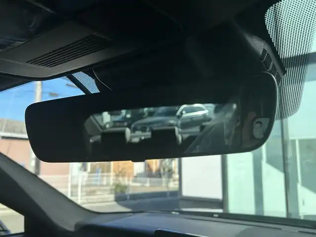 レクサス ＩＳ 300h Fスポーツ 和歌山県 2021(令3)年 5.6万km ソニッククロム 純正12.3インチナビ/フルセグTV/Bluetooth/CD/DVD/USB/バックカメラ/ビルトインETC2.0/ドライブレコーダー/レクサスセーフティセンス/BSM/レーダークルーズコントロール/サンルーフ/革巻きステアリング/ステアリングスイッチ/ステアリングヒーター/レザーシート/前席パワーシート/前席シートヒーター/三眼LEDヘッドライト/オートライト/アダプティブハイビーム/オートワイパー/純正19インチAW/プッシュスタート/スマートキー/スペアキー/カードキー