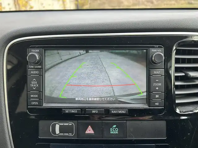 三菱 アウトランダー ＰＨＥＶ G ナビパッケージ 長崎県 2013(平25)年 10万km チタニウムグレーメタリック 純正メモリナビ/（CD/DVD/BT/フルセグ）/バックカメラ/衝突軽減システム/レーンアシスト/レーダークルーズ/ETC/パドルシフト/ハーフレザーシート/ドライブレコーダー/オートライト/ステアリングスイッチ/純正18インチAW/充電ケーブル有り