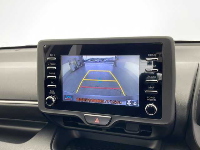 トヨタ ヤリス X 愛知県 2020(令2)年 1.7万km シルバーM 衝突被害軽減ブレーキ/純正７インチSDナビ　ナビあり/Bluetooth/バックカメラ/コーナーセンサー/オートマチックハイビーム/ドライブレコーダー/ステアリングスイッチ/スマートキー/プッシュスタート/横滑り防止装置/レーンキープアシスト/オートライト