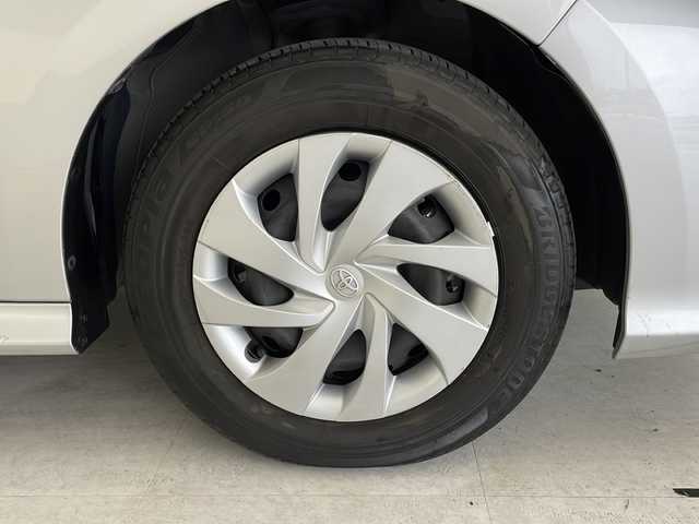 トヨタ ヤリス X 愛知県 2020(令2)年 1.7万km シルバーM 衝突被害軽減ブレーキ/純正７インチSDナビ　ナビあり/Bluetooth/バックカメラ/コーナーセンサー/オートマチックハイビーム/ドライブレコーダー/ステアリングスイッチ/スマートキー/プッシュスタート/横滑り防止装置/レーンキープアシスト/オートライト