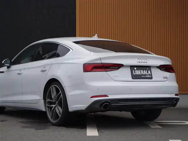 アウディ Ａ５ SB2．0TFSI Q スポーツ 埼玉県 2018(平30)年 3.5万km グレイシアホワイトメタリック ブラックハーフレザーシート /アダプティブクルーズコントロール /バーチャルコックピット /CarPlay /パークセンサー /バックカメラ /純正ナビ /ETC /ドライブレコーダー /フルセグTV /前席シートヒーター