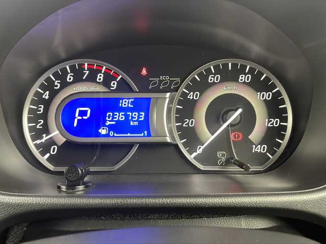 三菱 ｅＫスペース カスタムT 三重県 2014(平26)年 3.7万km シルキーホワイト 禁煙車/純正7インチナビ/・CD/DVD/Bluetooth/iPod/USB/フルセグ/AM/FM/バックカメラ/両側パワースライドドア/HIDヘッドライト/電動格納ミラー/フォグ/純正15インチアルミホイール/運転席シートヒーター