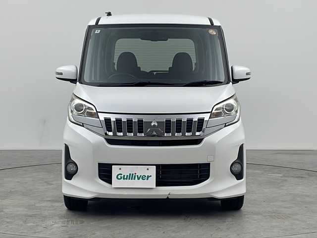 三菱 ｅＫスペース カスタムT 三重県 2014(平26)年 3.7万km シルキーホワイト 禁煙車/純正7インチナビ/・CD/DVD/Bluetooth/iPod/USB/フルセグ/AM/FM/バックカメラ/両側パワースライドドア/HIDヘッドライト/電動格納ミラー/フォグ/純正15インチアルミホイール/運転席シートヒーター