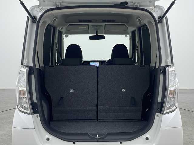 三菱 ｅＫスペース カスタムT 三重県 2014(平26)年 3.7万km シルキーホワイト 禁煙車/純正7インチナビ/・CD/DVD/Bluetooth/iPod/USB/フルセグ/AM/FM/バックカメラ/両側パワースライドドア/HIDヘッドライト/電動格納ミラー/フォグ/純正15インチアルミホイール/運転席シートヒーター