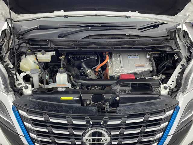 日産 セレナ e－パワー ハイウェイスター V 栃木県 2020(令2)年 3.7万km ブリリアントホワイトパール 純正10インチメーカーナビ/(CD/DVD/BT/フルセグ）/プロパイロット/・エマージェンシーブレーキ/・車線逸脱防止/・横滑り防止/・標識検知/ハンズフリースライドドア/両側パワースライドドア/インテリジェントルームミラー/ブラインドスポットモニター/フリップダウンモニター/ETC/ドライブレコーダー/ステアリングスイッチ/全方位カメラ/クリアランナソー/LEDヘッドランプ/フォグライト/プッシュスタート/スマートキー