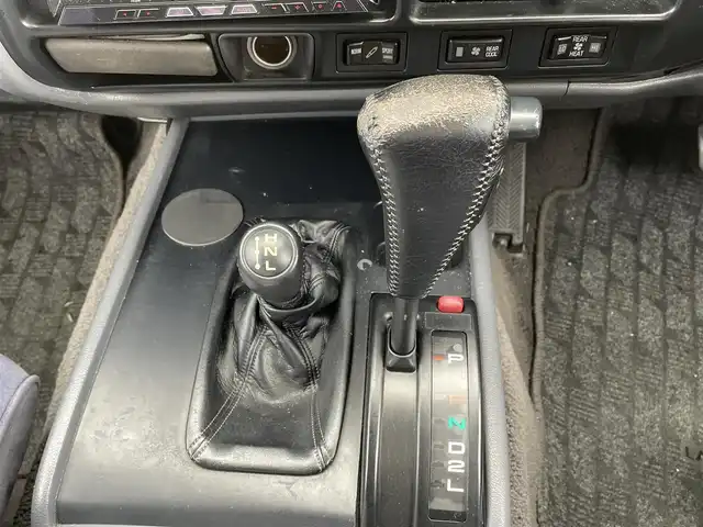 トヨタ ランドクルーザー VX－LTD スペシャルP 岡山県 1994(平6)年 19.8万km ダークグリーンマイカ 社外ナビ/社外ETC/サンルーフ/スペアキー/クルーズコントロール/フルセグTV/純正フロアマット/リフトシート/ドアバイザー/ランバーサポート【D席】/横滑り防止装置