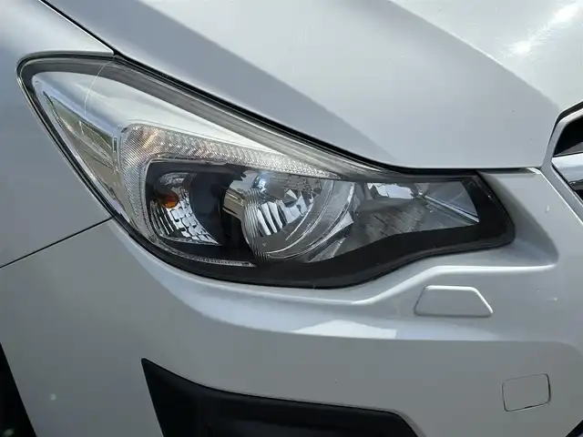 スバル インプレッサ スポーツ 2．0i 岩手県 2012(平24)年 7.2万km サテンホワイトパール 禁煙車/4WD/クルーズコントロール/純正ナビ/→Bluetooth/CD/DVD/FM/AM/バックカメラ/横滑り防止装置/オートライト/フォグライト/〇シガーソケット/〇フロアマット/〇電動格納ミラー/〇ウィンカーミラー/パドルシフト/ETC