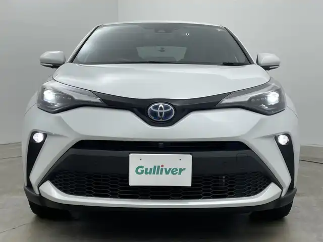 トヨタ Ｃ－ＨＲ G モード ネロセーフティプラスⅢ 岡山県 2023(令5)年 1.8万km プラチナホワイトパールマイカ ワンオーナー/パノラミックビューモニター/純正8インチディスプレイオーディオナビ/地デジフルセグ/Bluetooth/AppleCarPlay/USB/シートヒーター/ブラインドスポットモニター/トヨタセーフティセンス/レーダークルーズコントロール/LEDヘッドライト/フォグランプ/コーナーセンサー/純正18インチアルミホイール/ビルトインETC/前後ドライブレコーダー/純正フロアマット/プッシュスタート /スマートキー