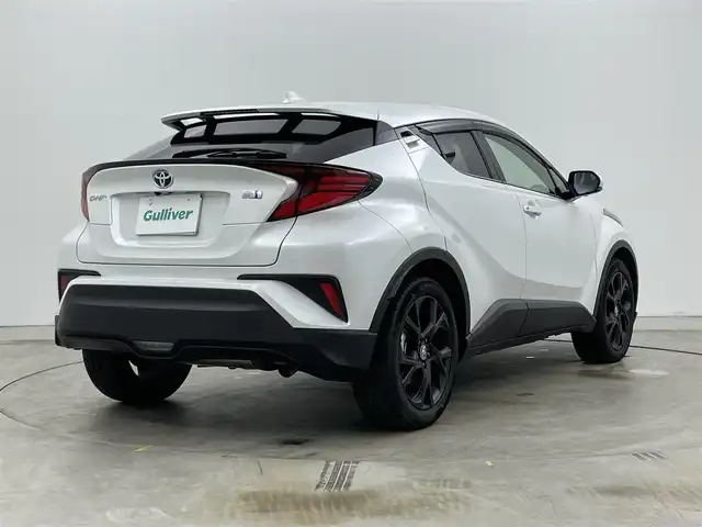 トヨタ Ｃ－ＨＲ G モード ネロセーフティプラスⅢ 岡山県 2023(令5)年 1.8万km プラチナホワイトパールマイカ ワンオーナー/パノラミックビューモニター/純正8インチディスプレイオーディオナビ/地デジフルセグ/Bluetooth/AppleCarPlay/USB/シートヒーター/ブラインドスポットモニター/トヨタセーフティセンス/レーダークルーズコントロール/LEDヘッドライト/フォグランプ/コーナーセンサー/純正18インチアルミホイール/ビルトインETC/前後ドライブレコーダー/純正フロアマット/プッシュスタート /スマートキー