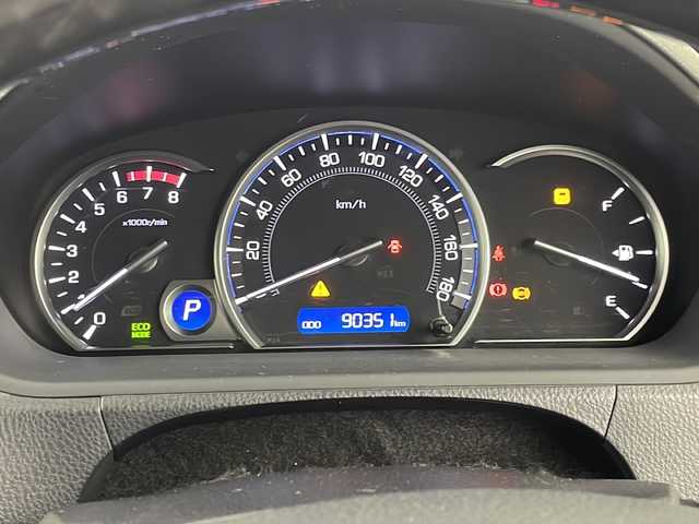 トヨタ エスクァイア Gi 埼玉県 2015(平27)年 9.1万km 黒 純正9インチナビ/バックカメラ/両側パワースライドドア/サンルーフ/ビルトインＥＴＣ2.0/シートーヒータ/オートマチックハイビーム/セーフティレーダー/前後ドラレコ/フルセグＴＶ　/Bluetouth