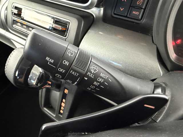 スズキ スペーシア ギア HYBRID XZターボ 愛知県 2021(令3)年 4.8万km アクティブイエロー/ガンメタリック2トーン スズキセーフティサポート/衝突被害軽減ブレーキ/車線逸脱警報機能/レーダークルーコントロール/ステアリングスイッチ/両側電動スライドドア/純正ナビ/ワンセグTV/Bluetooth接続/皮巻きステアリング/ステアリングスイッチ/パドルシフト/D席/N席シートヒーター/ビルトインETC/後席サーキュレーター/スペアキー/カーテンエアバック/サイドエアバック/スマートキー/プッシュスタート