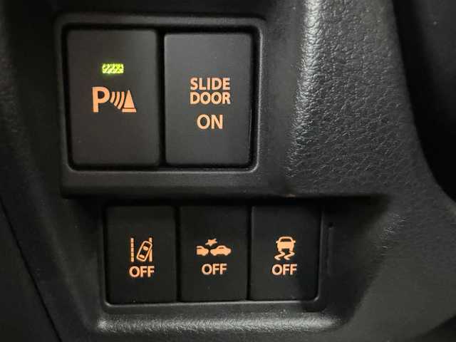 スズキ スペーシア ギア HYBRID XZターボ 愛知県 2021(令3)年 4.8万km アクティブイエロー/ガンメタリック2トーン スズキセーフティサポート/衝突被害軽減ブレーキ/車線逸脱警報機能/レーダークルーコントロール/ステアリングスイッチ/両側電動スライドドア/純正ナビ/ワンセグTV/Bluetooth接続/皮巻きステアリング/ステアリングスイッチ/パドルシフト/D席/N席シートヒーター/ビルトインETC/後席サーキュレーター/スペアキー/カーテンエアバック/サイドエアバック/スマートキー/プッシュスタート