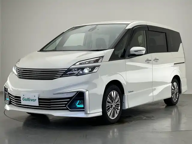 日産 セレナ ライダー プロパイロット E 愛知県 2017(平29)年 6万km ブリリアントホワイトパール 純正８型ナビ　ライダー専用エアロ　プロパイロット　禁煙　フルセグ　ブルーレイ再生　両側パワスラ　ＥＴＣ　ドラレコ　シートヒーター　衝突軽減　追従クルコン　ＬＥＤオートライト　ＡＵＴＥＣＨアルミホイール