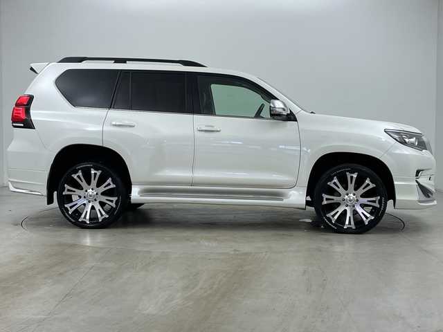 トヨタ ランドクルーザー プラド TX Lパッケージ 道央・札幌 2023(令5)年 3.7万km ホワイトパールクリスタルシャイン ・4WD/・寒冷地仕様/・純正ディスプレイオーディオナビ(BT&Miracast&スマホ連携)/・全方位モニター/・サンルーフ/・モデリスタエアロ(F.R)/・トヨタセーフティセンス/・D/N席パワーシート/・D/N席シートヒーター/・D/N席ベンチレーション/・サンルーフ/・ルーフレール/・ドアミラーヒーター/・純正エンジンスターター/・スマートキー/・スペアキー/・社外AW22インチ/・ワンオーナー