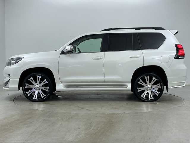 トヨタ ランドクルーザー プラド TX Lパッケージ 道央・札幌 2023(令5)年 3.7万km ホワイトパールクリスタルシャイン ・4WD/・寒冷地仕様/・純正ディスプレイオーディオナビ(BT&Miracast&スマホ連携)/・全方位モニター/・サンルーフ/・モデリスタエアロ(F.R)/・トヨタセーフティセンス/・D/N席パワーシート/・D/N席シートヒーター/・D/N席ベンチレーション/・サンルーフ/・ルーフレール/・ドアミラーヒーター/・純正エンジンスターター/・スマートキー/・スペアキー/・社外AW22インチ/・ワンオーナー
