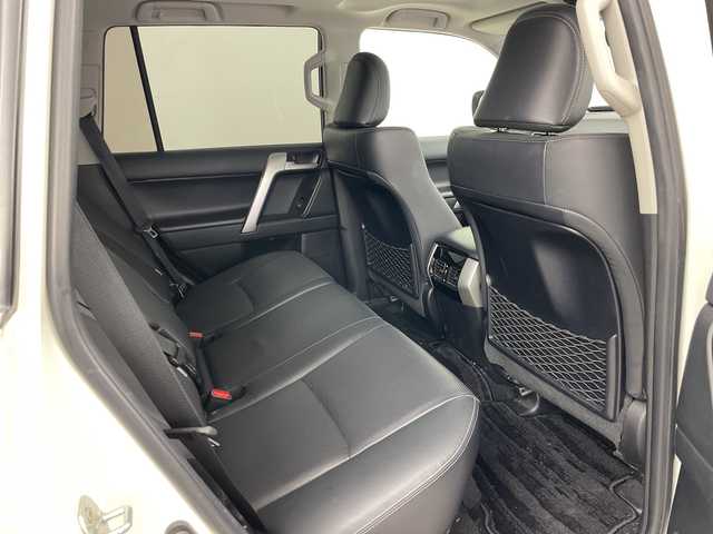 トヨタ ランドクルーザー プラド TX Lパッケージ 道央・札幌 2023(令5)年 3.7万km ホワイトパールクリスタルシャイン ・4WD/・寒冷地仕様/・純正ディスプレイオーディオナビ(BT&Miracast&スマホ連携)/・全方位モニター/・サンルーフ/・モデリスタエアロ(F.R)/・トヨタセーフティセンス/・D/N席パワーシート/・D/N席シートヒーター/・D/N席ベンチレーション/・サンルーフ/・ルーフレール/・ドアミラーヒーター/・純正エンジンスターター/・スマートキー/・スペアキー/・社外AW22インチ/・ワンオーナー