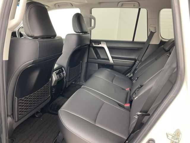 トヨタ ランドクルーザー プラド TX Lパッケージ 道央・札幌 2023(令5)年 3.7万km ホワイトパールクリスタルシャイン ・4WD/・寒冷地仕様/・純正ディスプレイオーディオナビ(BT&Miracast&スマホ連携)/・全方位モニター/・サンルーフ/・モデリスタエアロ(F.R)/・トヨタセーフティセンス/・D/N席パワーシート/・D/N席シートヒーター/・D/N席ベンチレーション/・サンルーフ/・ルーフレール/・ドアミラーヒーター/・純正エンジンスターター/・スマートキー/・スペアキー/・社外AW22インチ/・ワンオーナー