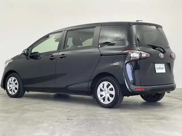 トヨタ シエンタ G クエロ 群馬県 2018(平30)年 6.2万km ブラックマイカ 禁煙車　純正７インチナビ　ビルトインＥＴＣ　アイドリングストップ　オートハイビーム　オートライト　ＬＥＤライト　両側パワースライドドア　純正フロアマット　バックカメラ　プッシュスタート　電格ミラー