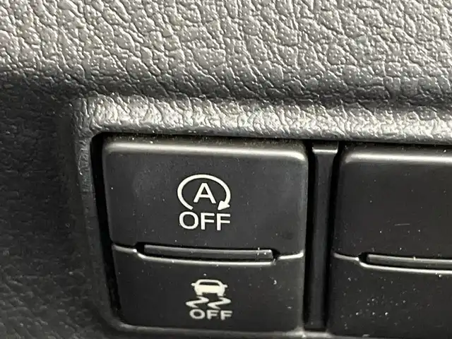 トヨタ シエンタ G クエロ 群馬県 2018(平30)年 6.2万km ブラックマイカ 禁煙車　純正７インチナビ　ビルトインＥＴＣ　アイドリングストップ　オートハイビーム　オートライト　ＬＥＤライト　両側パワースライドドア　純正フロアマット　バックカメラ　プッシュスタート　電格ミラー