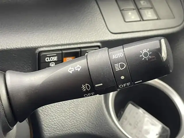 トヨタ シエンタ G クエロ 群馬県 2018(平30)年 6.2万km ブラックマイカ 禁煙車　純正７インチナビ　ビルトインＥＴＣ　アイドリングストップ　オートハイビーム　オートライト　ＬＥＤライト　両側パワースライドドア　純正フロアマット　バックカメラ　プッシュスタート　電格ミラー