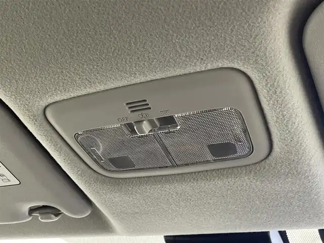 トヨタ シエンタ G クエロ 群馬県 2018(平30)年 6.2万km ブラックマイカ 禁煙車　純正７インチナビ　ビルトインＥＴＣ　アイドリングストップ　オートハイビーム　オートライト　ＬＥＤライト　両側パワースライドドア　純正フロアマット　バックカメラ　プッシュスタート　電格ミラー