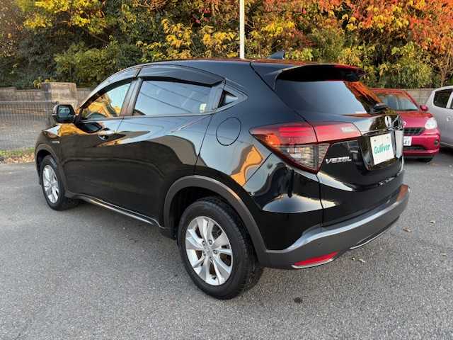 ホンダ ヴェゼル ハイブリッド X ホンダセンシング 大阪府 2018(平30)年 5.6万km クリスタルブラックパール 純正ナビ/フルセグ/バックカメラ/Bluetooth/CD/DVD/ホンダセンシング/パドルシフト/ドライブレコーダー/ビルトインETC/LEDヘッドライト/電子パーキング/プッシュスタート/スマートキー×2